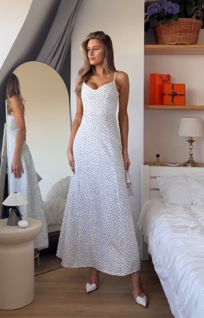 فستان polka dots